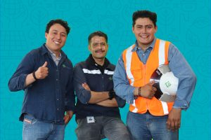 Colaboradores de PetStar en el museo auditorio